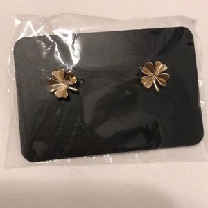 Four Leaf Clover St Patty’s Day Earrings